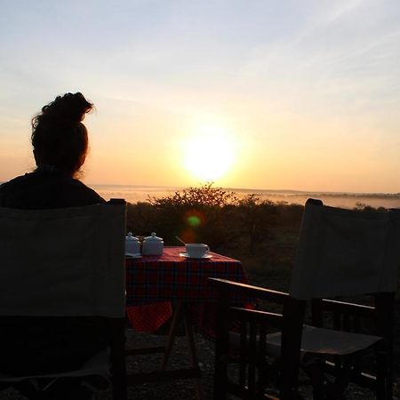 Osero Serengeti Luxury Tented Camp Banagi Eksteriør bilde