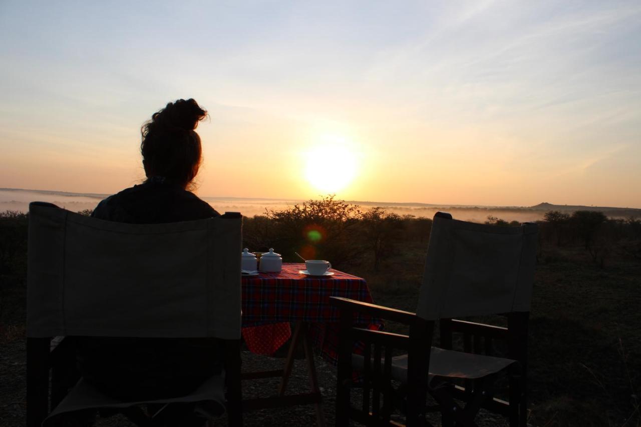 Osero Serengeti Luxury Tented Camp Banagi Eksteriør bilde