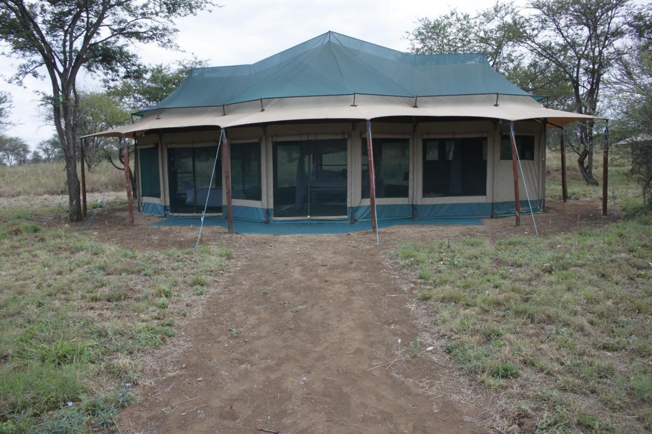 Osero Serengeti Luxury Tented Camp Banagi Eksteriør bilde