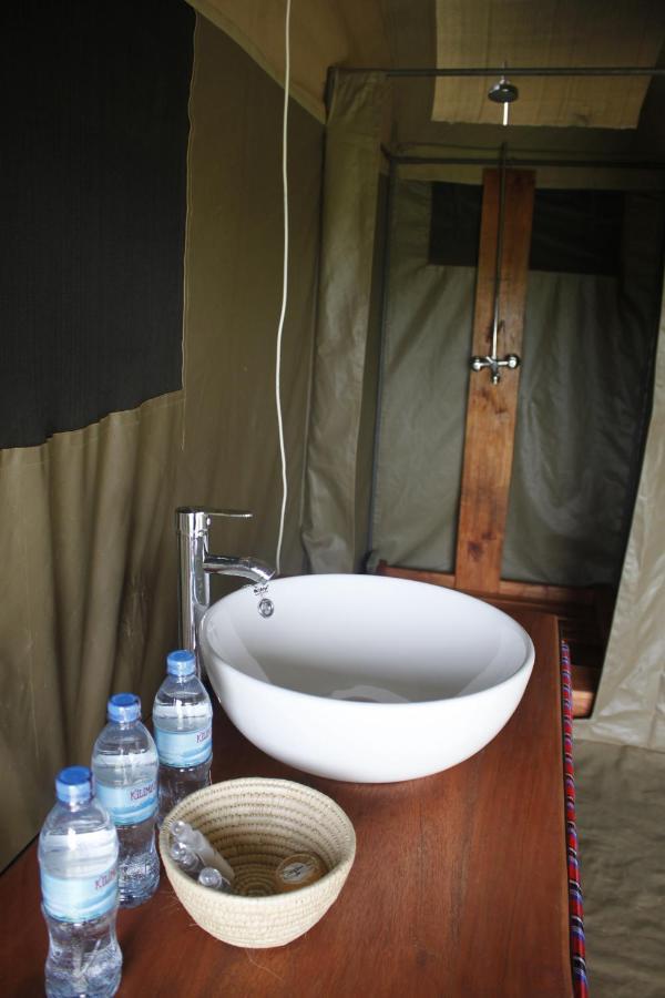 Osero Serengeti Luxury Tented Camp Banagi Eksteriør bilde