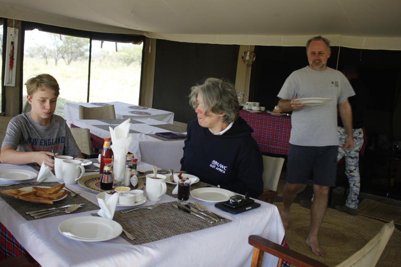 Osero Serengeti Luxury Tented Camp Banagi Eksteriør bilde