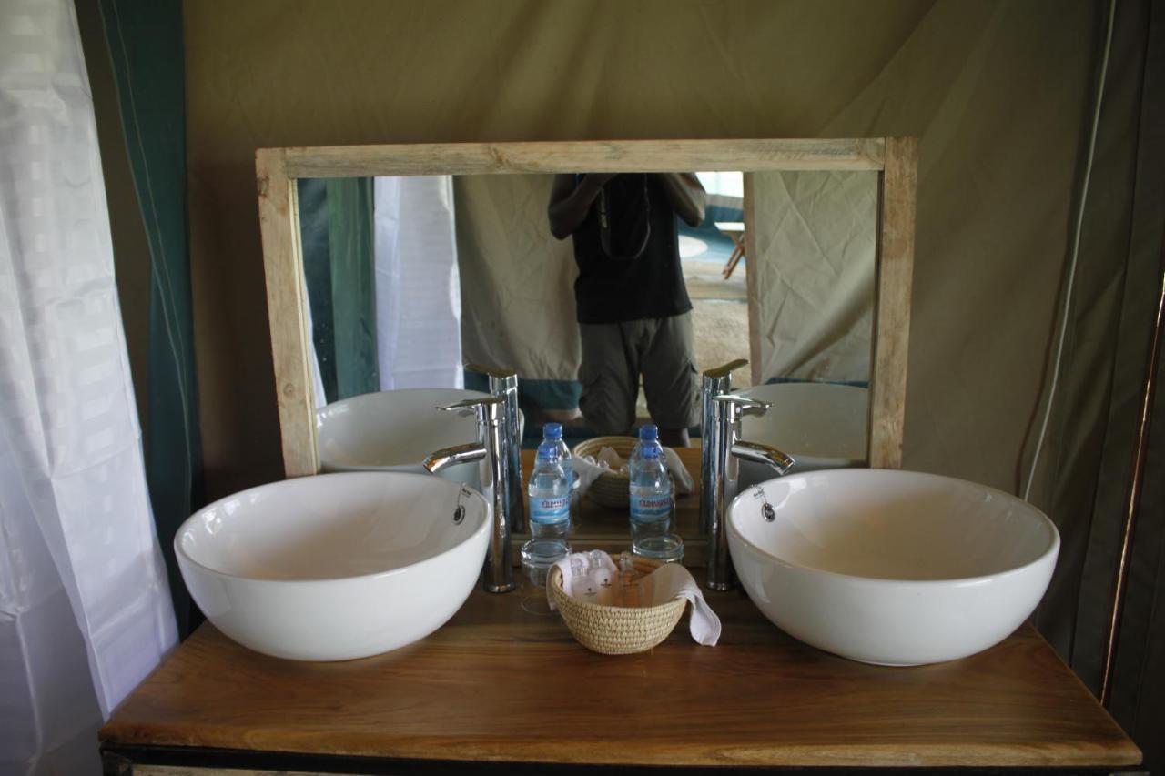 Osero Serengeti Luxury Tented Camp Banagi Eksteriør bilde